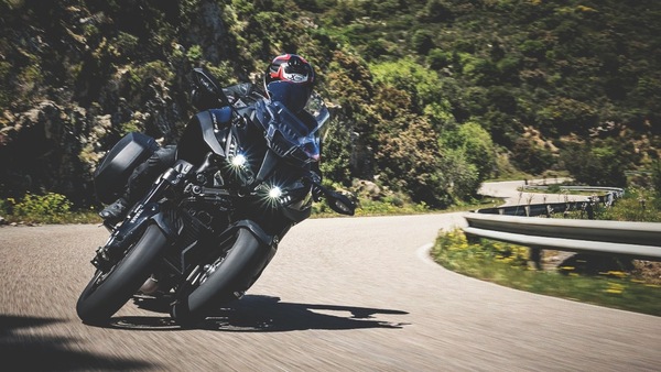 Test Yamaha Niken GT 2023: invasione aliena