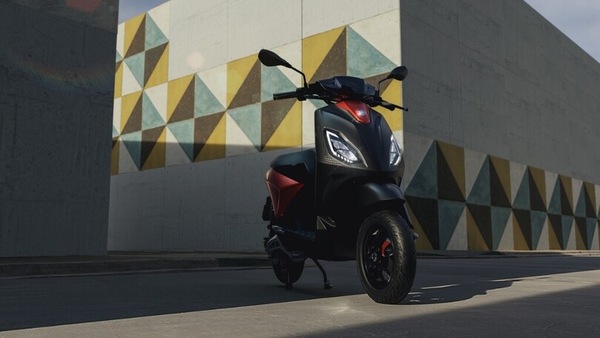 Piaggio 1, l'e-scooter arriva in versione potenziata