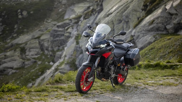 Ducati, arriva la nuova livrea per la Multistrada V2 S