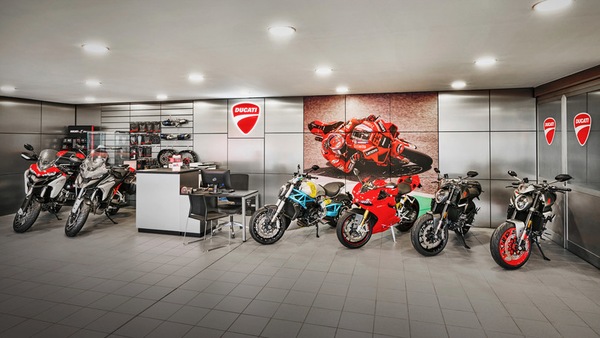 Stai pensando di comprare una moto? Ecco alcune dritte