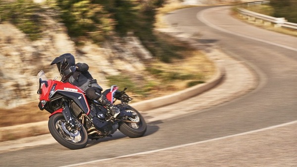 Mercato moto: un giugno da sogno per moto e scooter