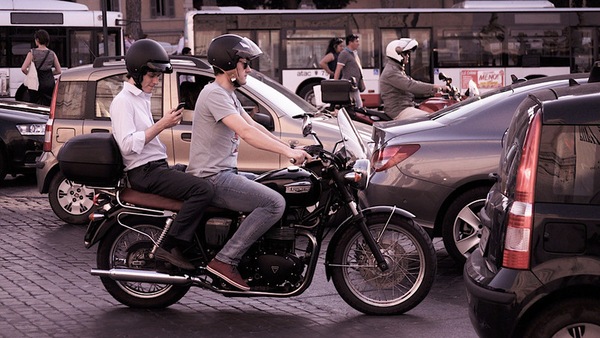 La cultura della moto al tempo dei social