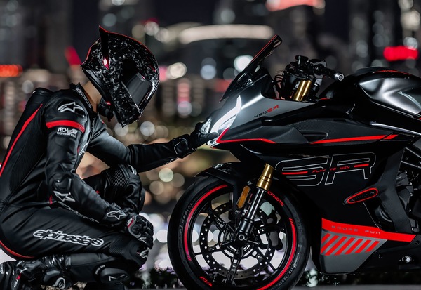 La rinascita delle piccole sportive 400 sta riportando i giovani in moto