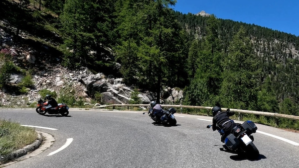 Guida sicura: i consigli dei tester di In Moto (parte 1)