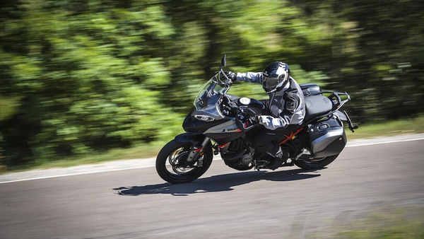 Prova, Ducati Multistrada V4 S Grand Tour: tutto e subito
