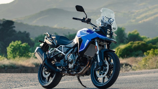 Suzuki, ecco la V-Strom 800SE: ruota da 19" per chi punta all'asfalto