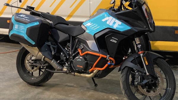 La moto riconosce chi la guida: primi esperimenti in Austria