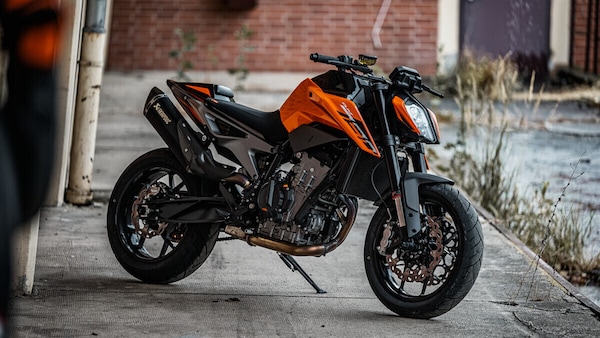 KTM, arriva la 790 Duke 2024: grinta da ogni bullone
