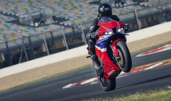 EICMA, la Honda CBR600RR torna in Europa