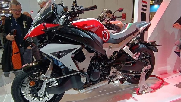 Bimota Tera, a EICMA la prima crossover sovralimentata