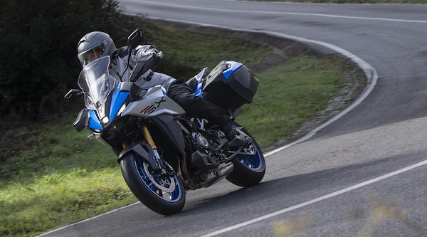 Test Suzuki GSX-S1000GX: voglia di curve! VIDEO
