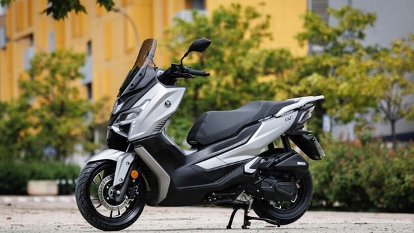 Voge Sfida SR1, debutta lo scooter 125 con dash cam