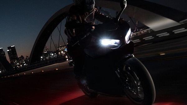 Arriva la Triumph Daytona 660: rivelata la data di presentazione