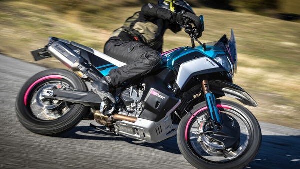 Prova CFMOTO MT-X, l’adventure secondo la Cina