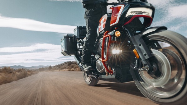 Harley Davidson novità 2024: arriva la nuova CVO Pan America