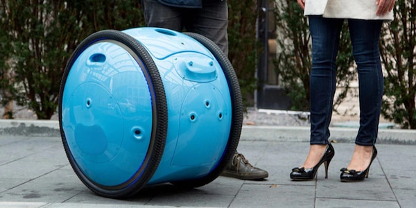 Piaggio Fast Forward presenta Kilo, il robot con tecnologia smart following