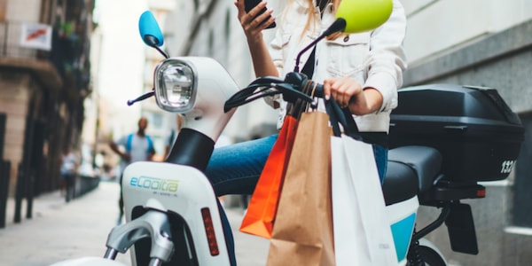 Askoll EVA e Cooltra: 200 nuovi scooter e 1400 batterie in arrivo in Italia