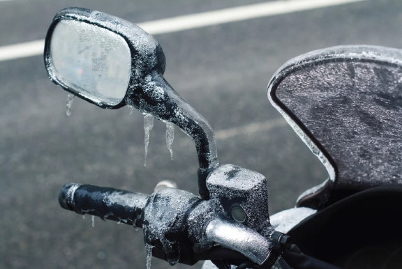 Veicoli elettrici inefficienti col freddo? Analizziamo i fatti