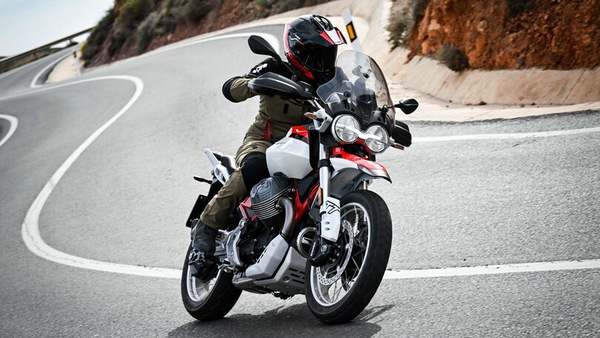 Test Moto Guzzi V85 Strada, V85 TT E V85 TT Travel