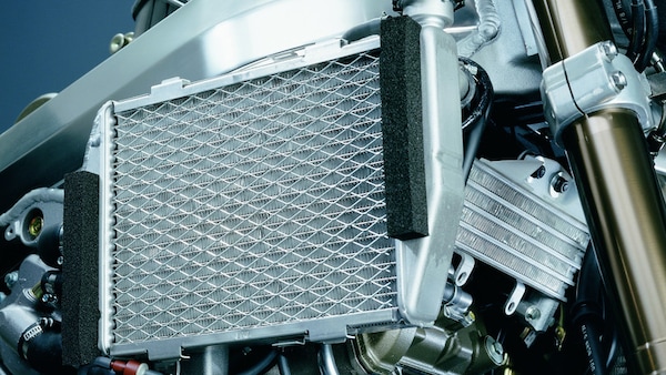 Pistoni, radiatori e basamenti: le varie soluzioni provate negli anni