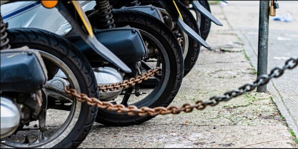 Furti di moto in aumento: come difendersi dai ladri?