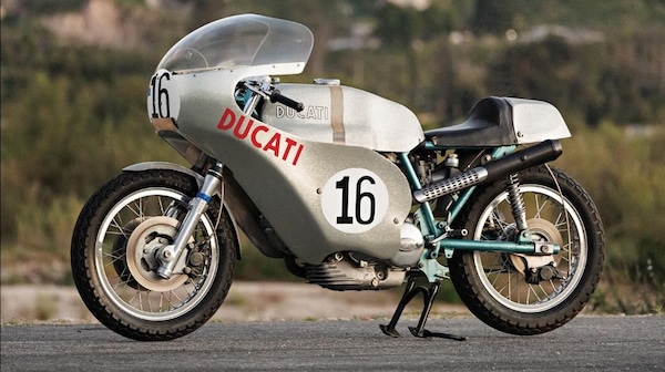 Ducati 750 Imola Desmo all’asta, la cifra richiesta è esorbitante