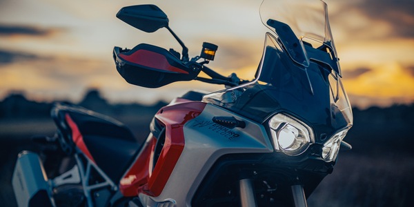 MV Agusta, Enduro Veloce: nuova interessante promo fino al 31 maggio