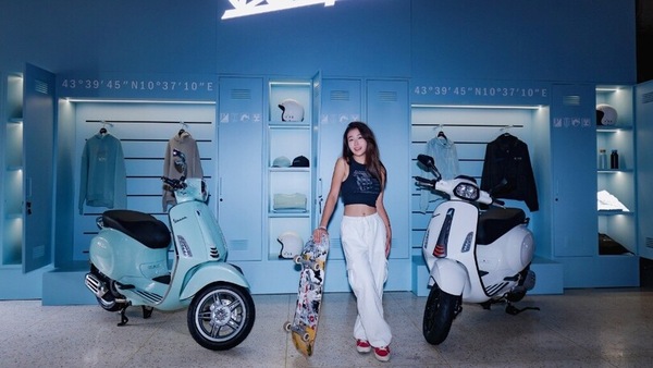 Vespa Primavera e Sprint 150 debuttano in Cina