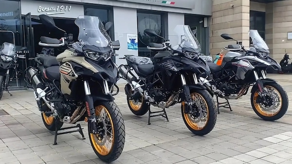 Benelli TRK 552: più motore, meno peso