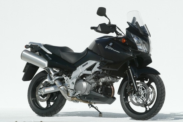 Suzuki V-Strom 1000, le indimenticabili: sali in sella e non scendi più