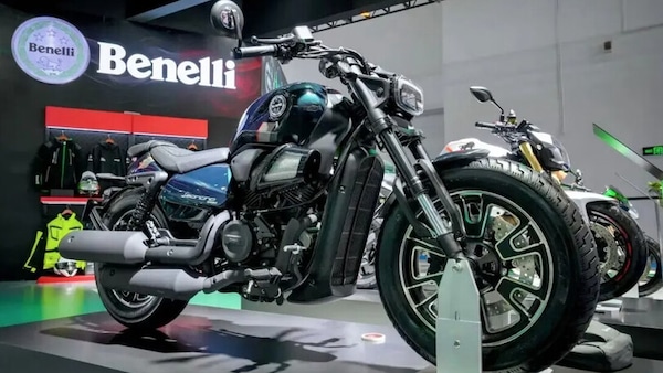 Benelli Leoncino Bobber 400 debutta in Cina. E in Italia?
