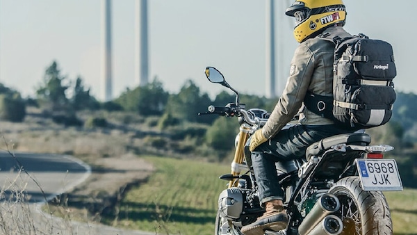 In moto zaino in spalla: i consigli per viaggiare leggeri