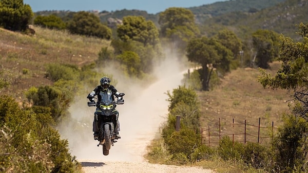 Mercato moto luglio: si torna a correre!