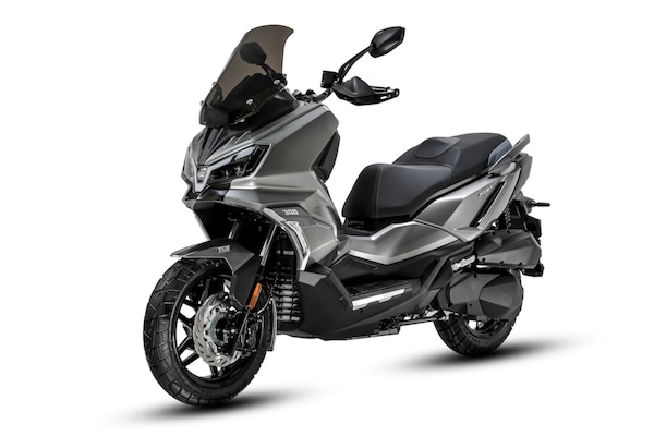 Sym ADX 300: nuovo scooter-crossover omologato Euro 5+