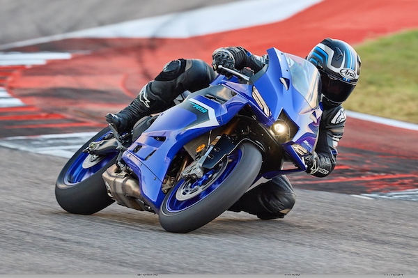 Yamaha R9: nuova era per le sportive di Iwata