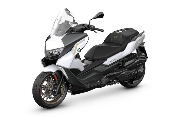 BMW C 400 X e C 400 GT: dotazione più ricca e nuovi allestimenti