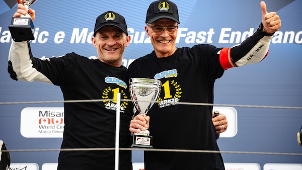 Moto Guzzi Fast Endurance, la sesta edizione va a Rota e Bellucci