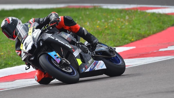 Prova Yamaha R1 con impianto frenante Brembo: che staccate!