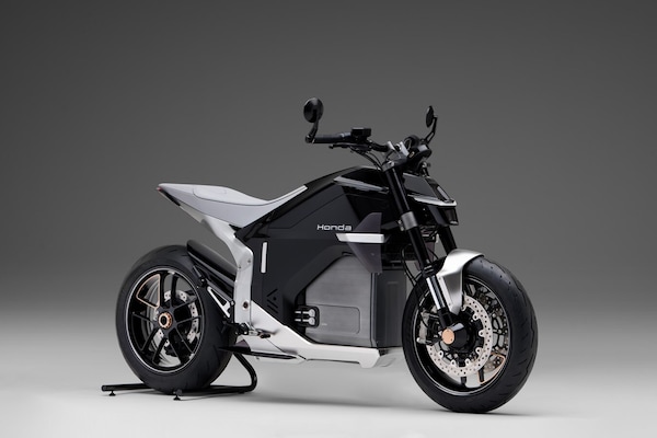 EICMA 2024: l'elettrico c'è, ma è incerto