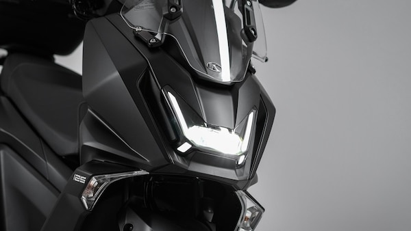 Kymco, ecco lo Skytown 125: super dotato dai consumi ridotti