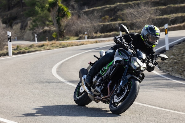 Test Kawasaki Z900: le FOTO della prova