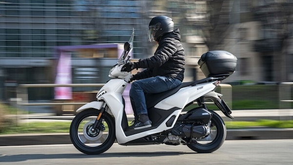 Voge Sfida R16: linee tech e dotazione completa per affrontare la città