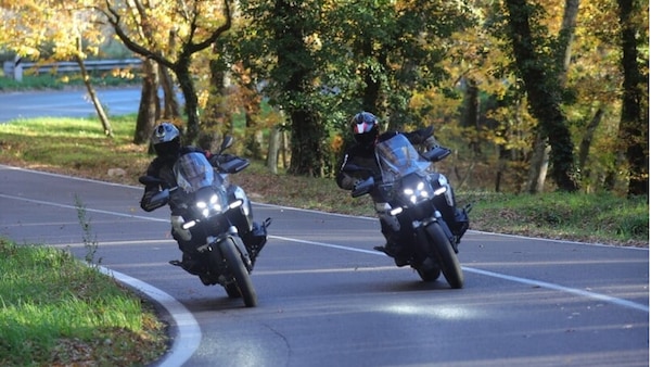 BMW R 1300 GS Adventure, cambio tradizionale o ASA? La sfida