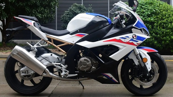 Panigale V4 e S 1000 RR Fake: quando la Cina esagera