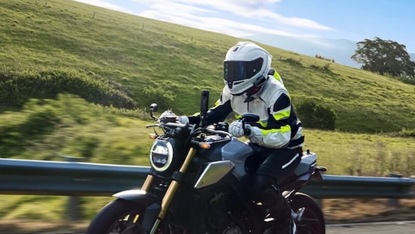 Insta360 X5: la videocamera perfetta per le avventure in moto