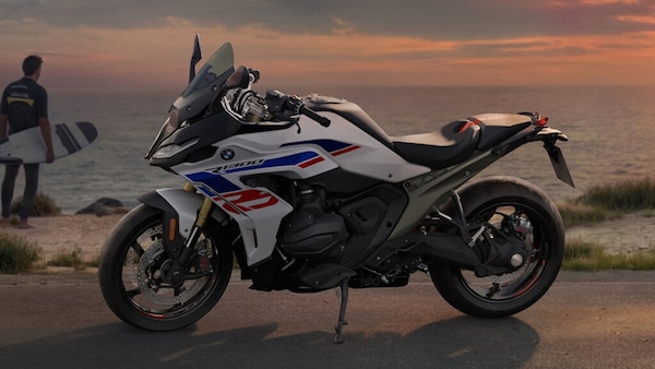BMW, arriva la R 1300 RS: tante novità per la sport-tourer con motore boxer