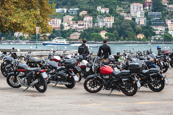 Torna Spring Starter Ride con Royal Enfield