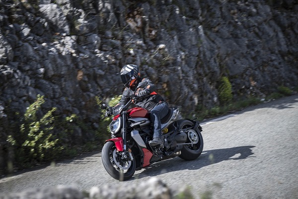 Ducati XDiavel V4: le foto della prova