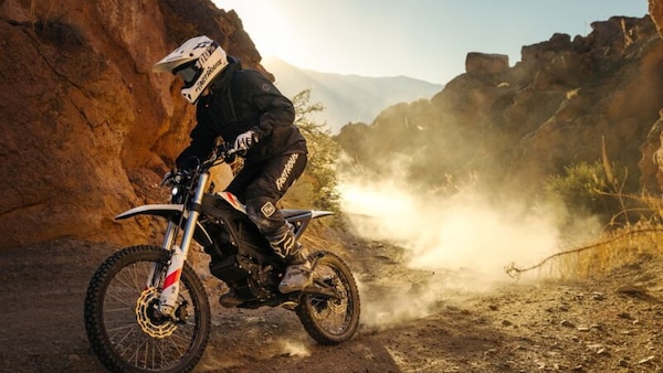 Zero Motorcycles: le foto delle nuove XE e XB