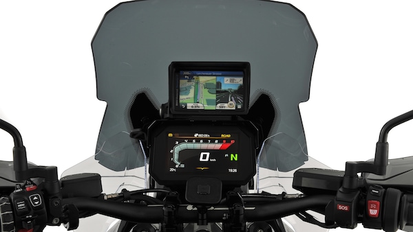 Parabrezza Marathon PRO by Wunderlich: 2 versioni e 2 diversi colori per BMW GS